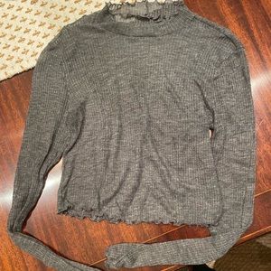 Love sleeve gray T-shirt